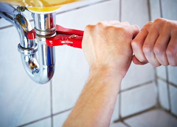 About Corona Water Heater Contractors and Plumbers